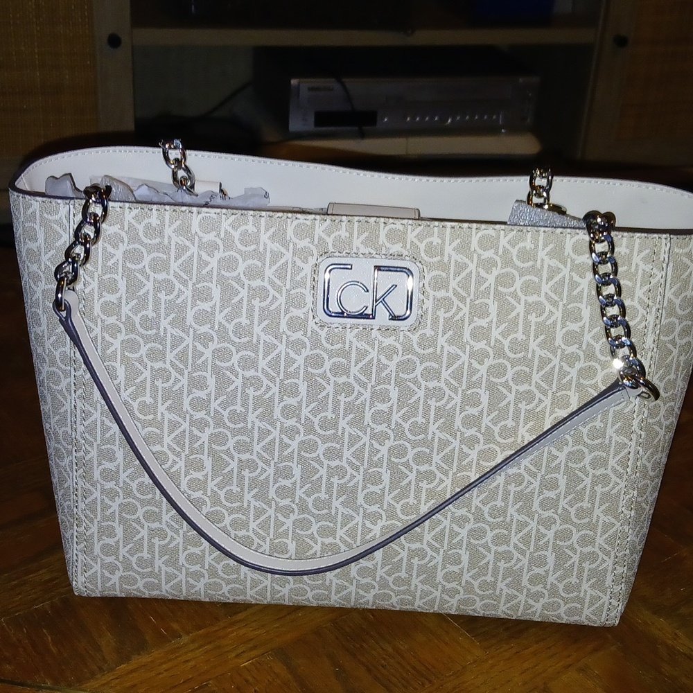 Calvin Klein shoulder bag, Medium Size, Almond/Taupe/Beige